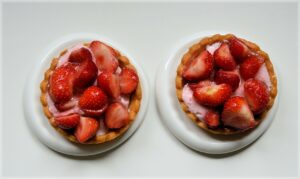 вино и јагоди