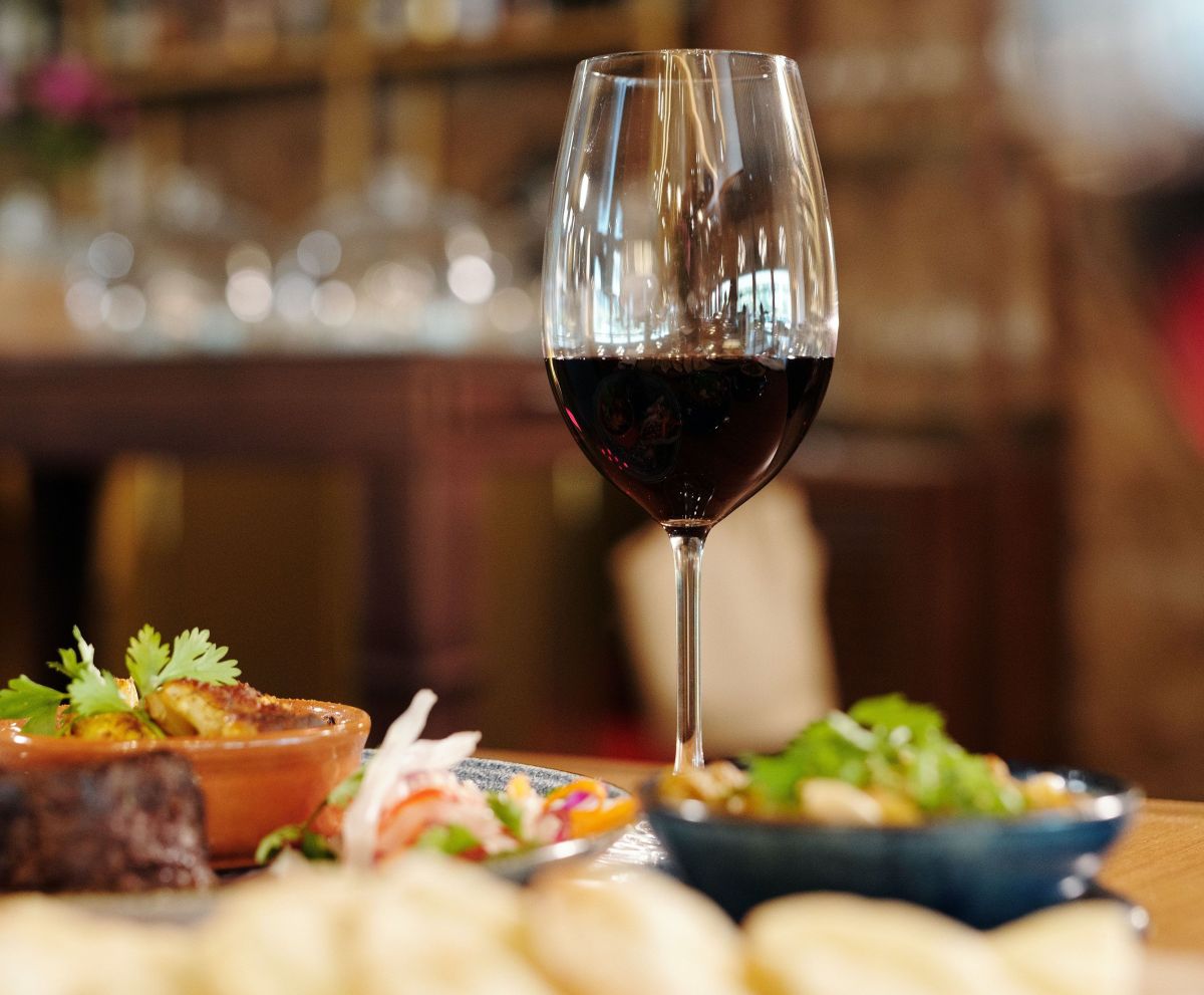 10 причини за повеќе да уживате во чаша црвено вино